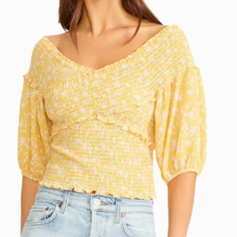 BB Dakota Floral Smocked Off The Shoulder Blouse Size Medium